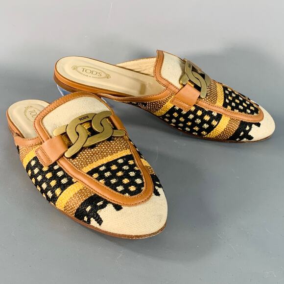 TOD'S Size 11 Tan Multi Color Canvas Abstract Chain Buckle Slip On Flats - Picture 1 of 8